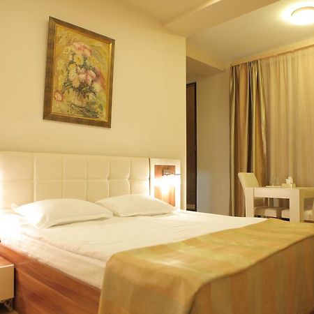 Daniel Boutique Hotel Jerevan Exteriör bild