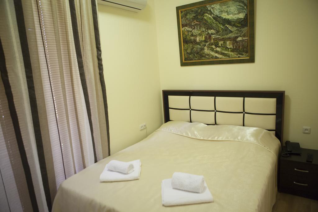 Daniel Boutique Hotel Jerevan Exteriör bild