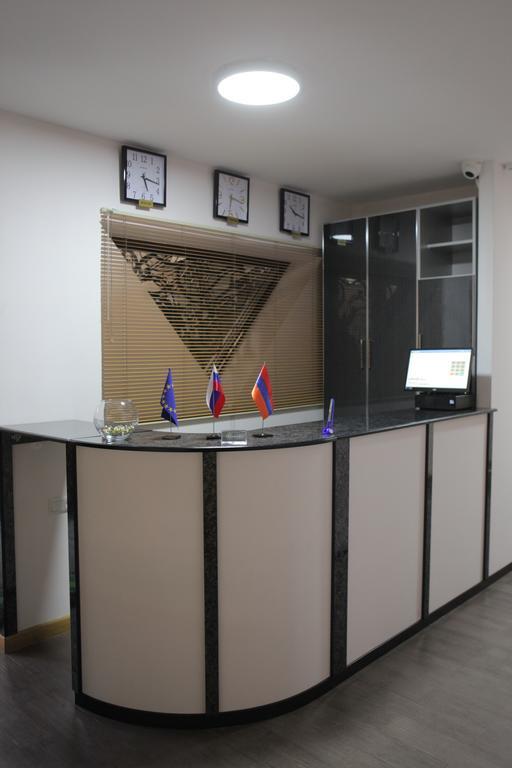 Daniel Boutique Hotel Jerevan Exteriör bild