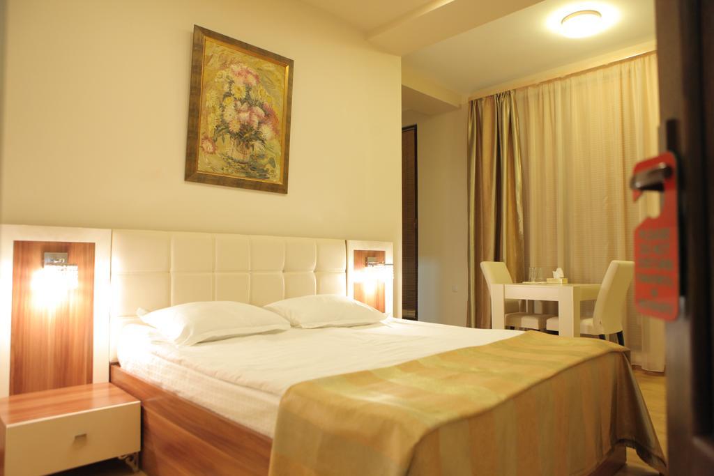 Daniel Boutique Hotel Jerevan Exteriör bild