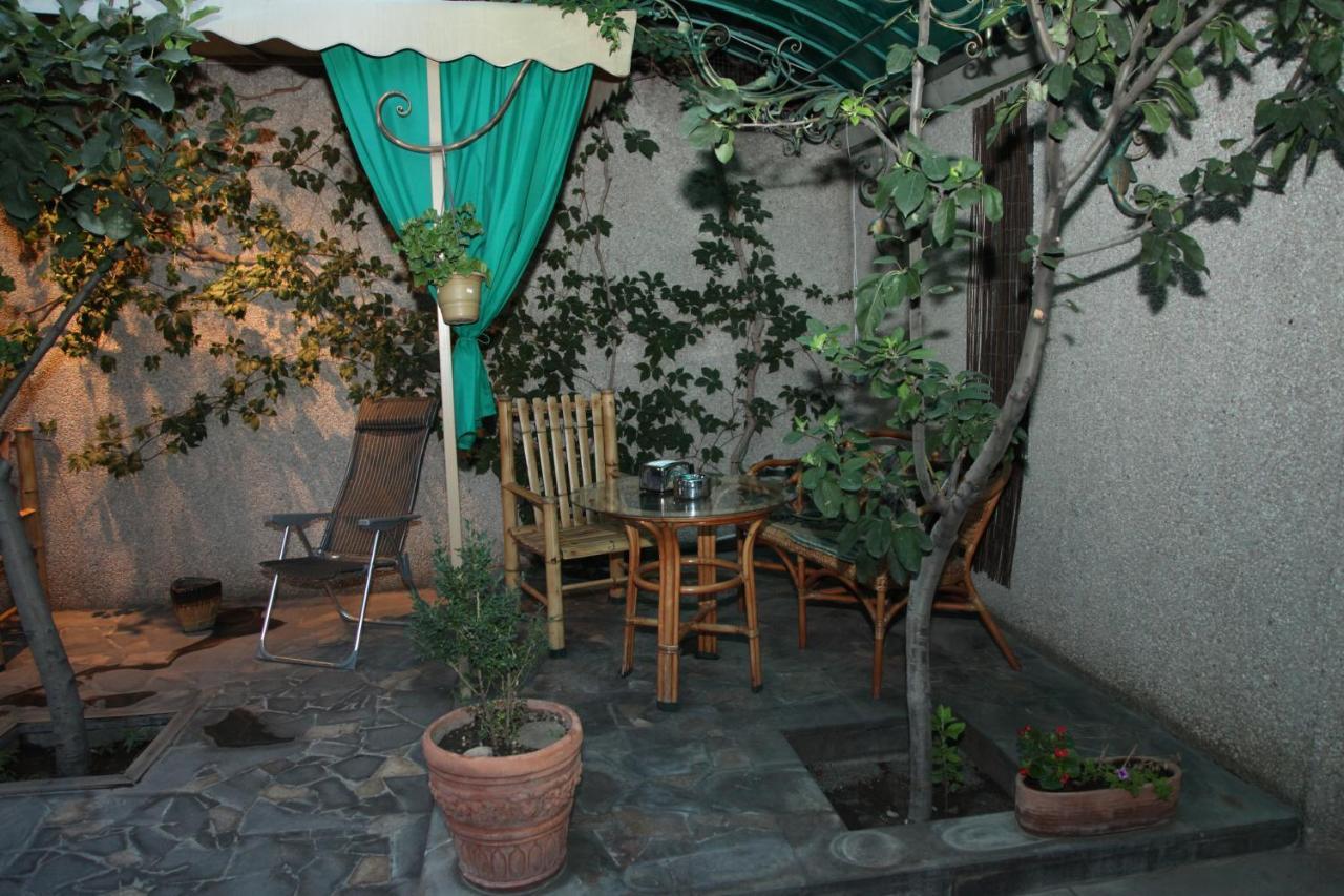 Daniel Boutique Hotel Jerevan Exteriör bild