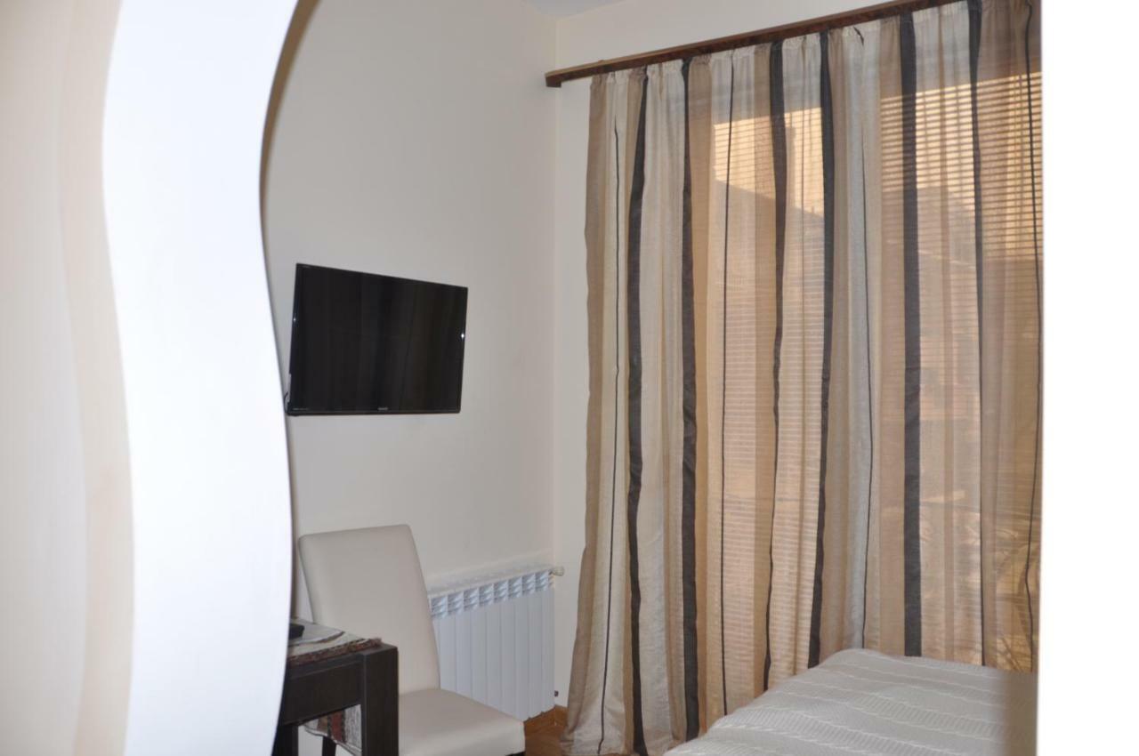 Daniel Boutique Hotel Jerevan Exteriör bild
